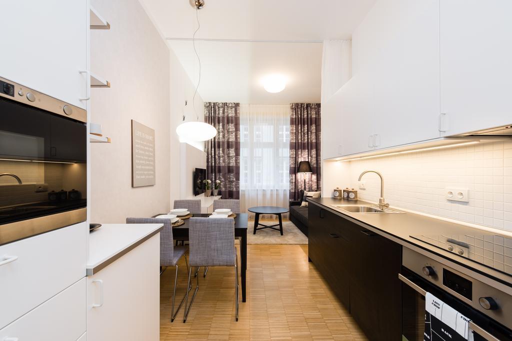 Modern Apartment Charvatova Prag Eksteriør billede