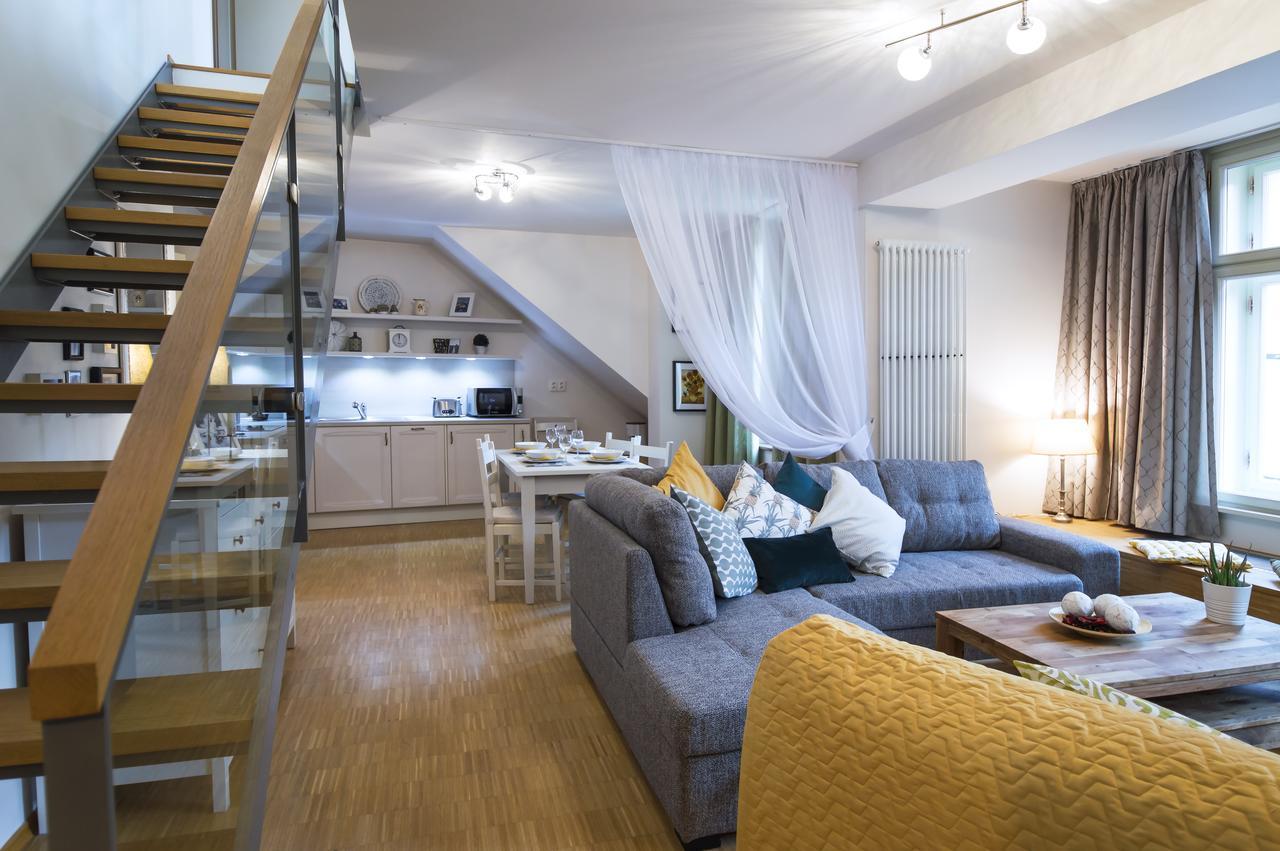 Modern Apartment Charvatova Prag Eksteriør billede