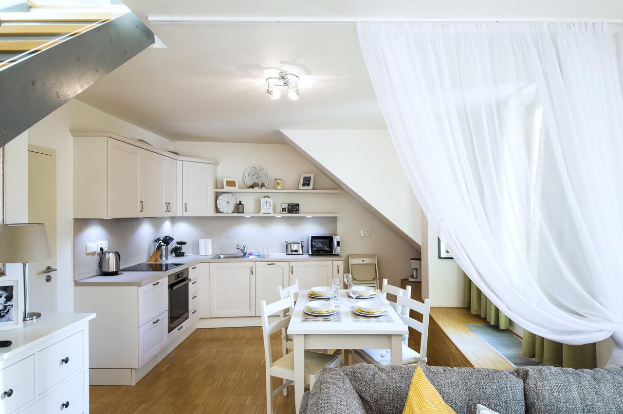 Modern Apartment Charvatova Prag Eksteriør billede