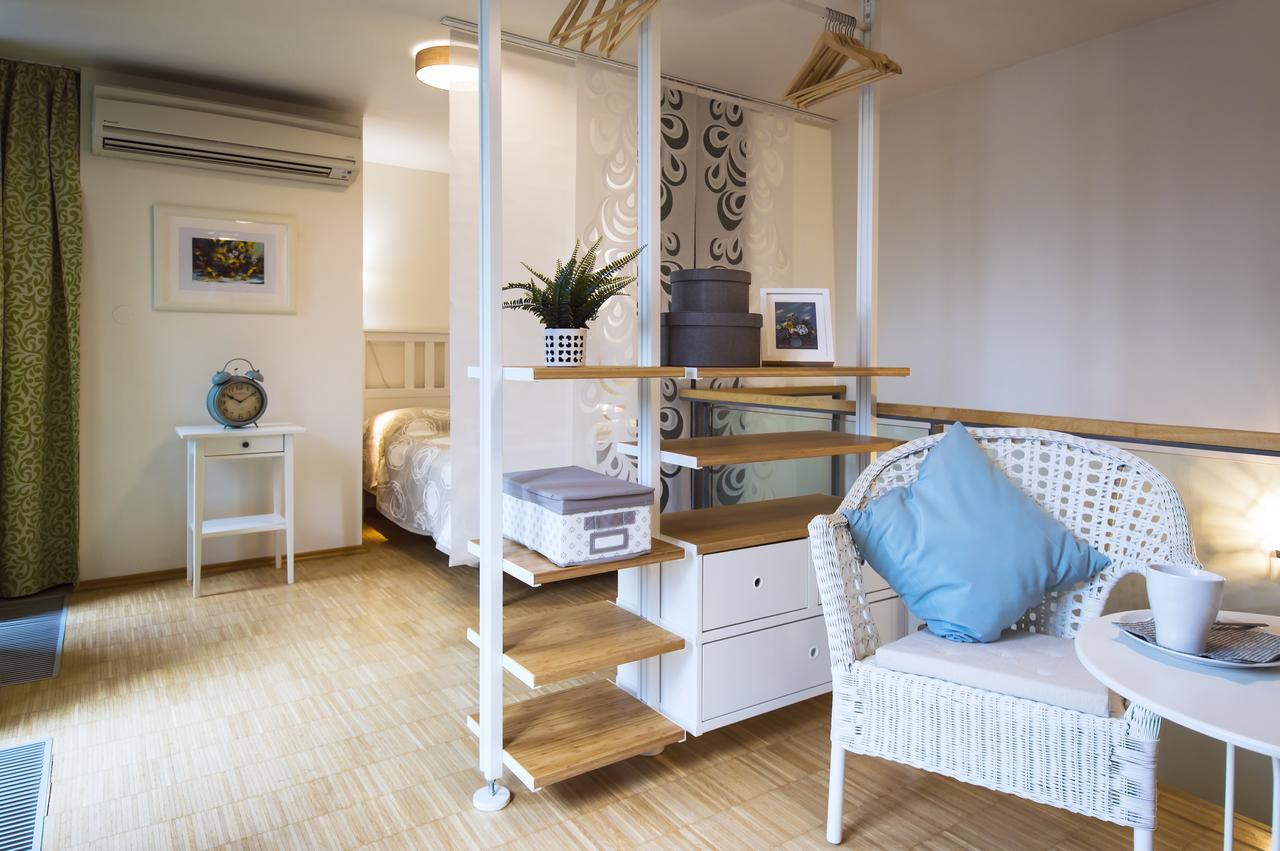 Modern Apartment Charvatova Prag Eksteriør billede