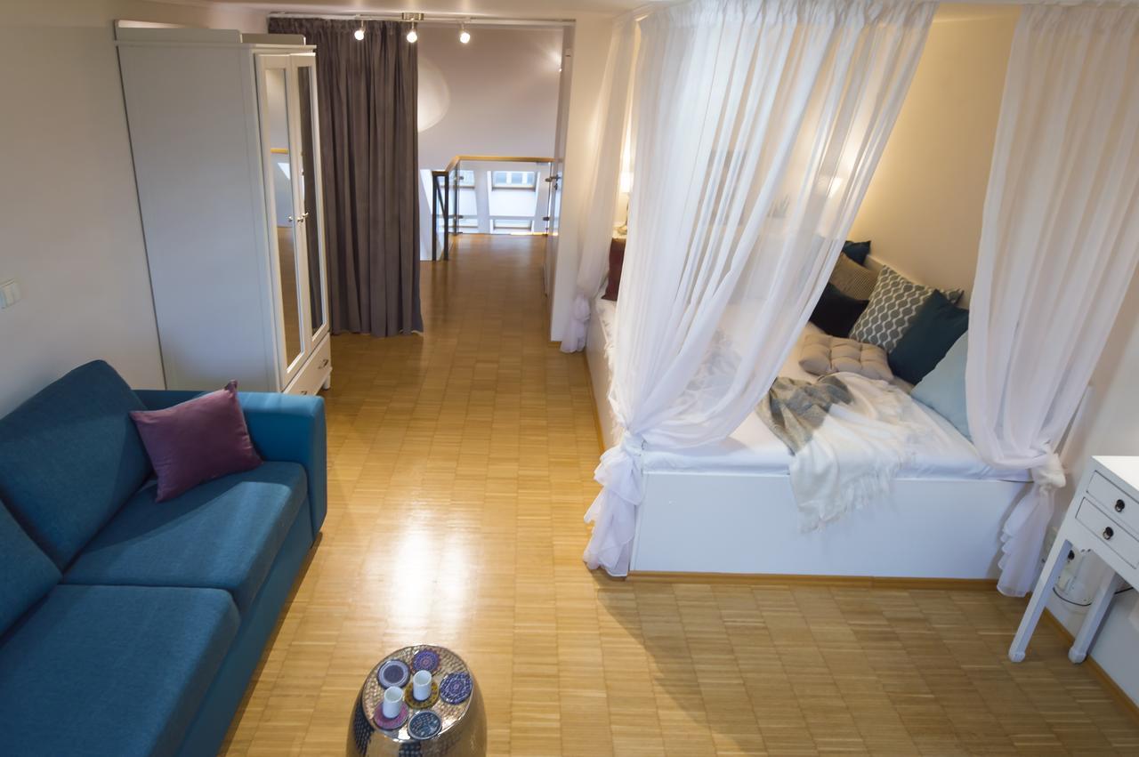 Modern Apartment Charvatova Prag Eksteriør billede