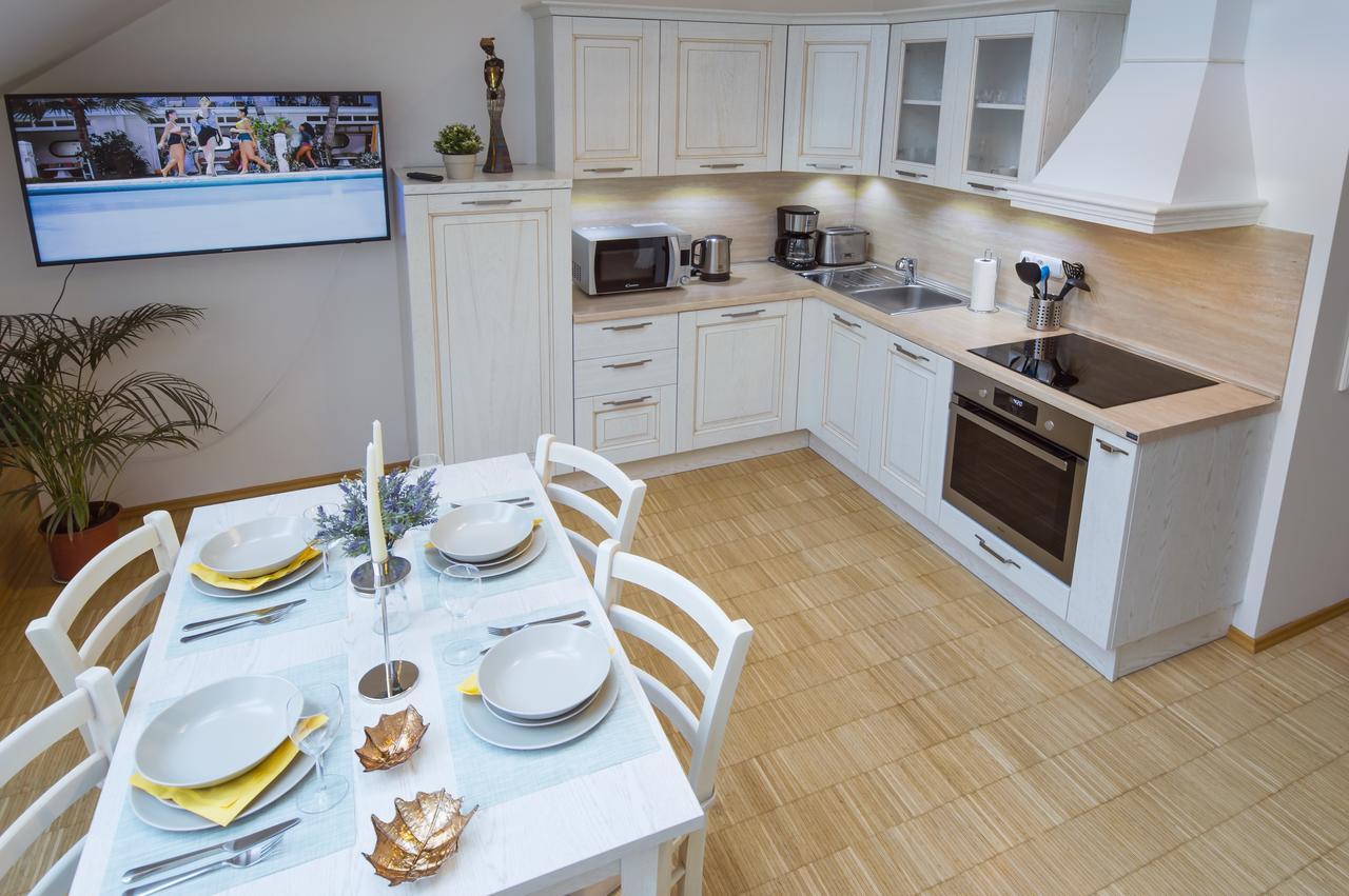 Modern Apartment Charvatova Prag Eksteriør billede