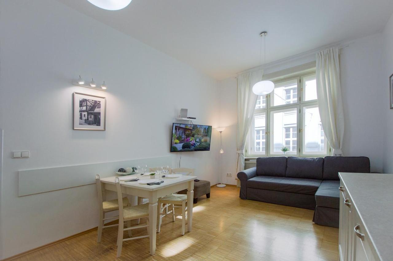 Modern Apartment Charvatova Prag Eksteriør billede